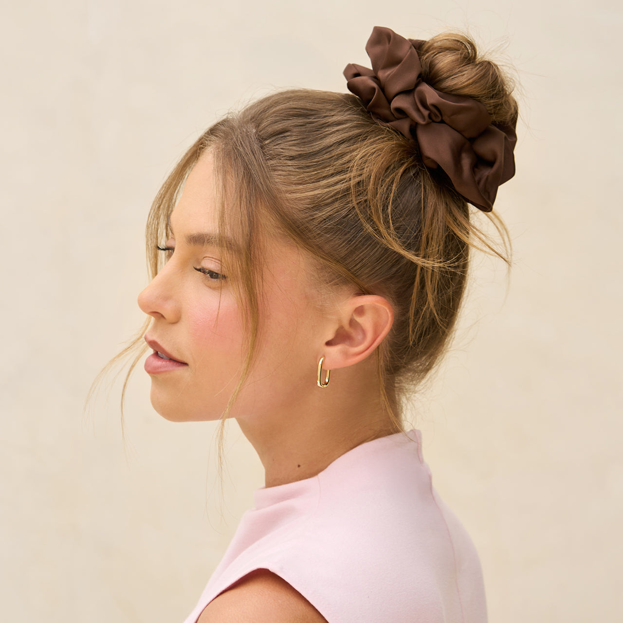 Black & Chocolate Oversized Scrunchies - Image 4
